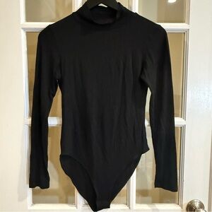 Mango Pop Women's Long Sleeve Mock Neck Bodysuit Black Size S